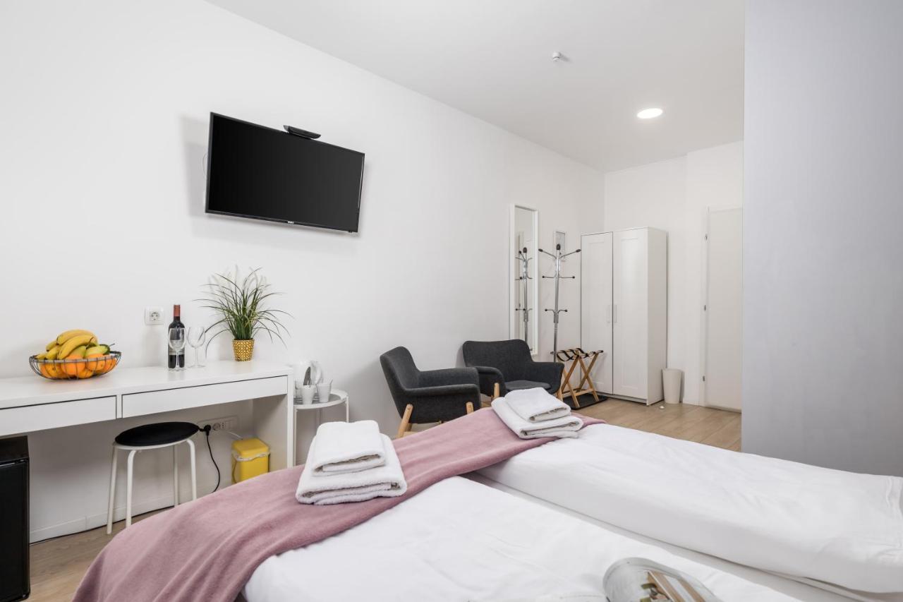 Delta Apartment *
