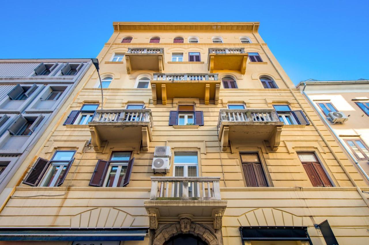 Delta Apartment